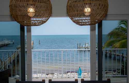 Tavernier Casa | Midnight Runner by Florida Keys Luxury Rentals