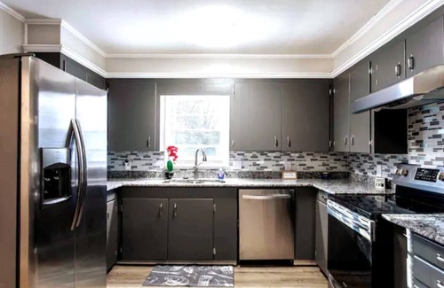 Hattiesburg Casa | 🔥MIDTOWN AQUAMARINE- SMART HOME, WALK TO ZOO!❤️