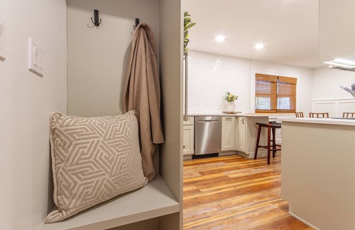 Dubuque Casa | Midtown Comfort & Convenient home - 3 bedrooms in Dubuque