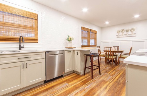 Dubuque Casa | Midtown Comfort & Convenient home - 3 bedrooms in Dubuque