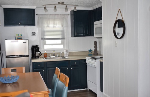 Myrtle Beach Cabaña | Midtown Cottages