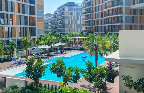 Dubai Production City Apartamento | Midtown Haven Cozy One Bed in Dubai