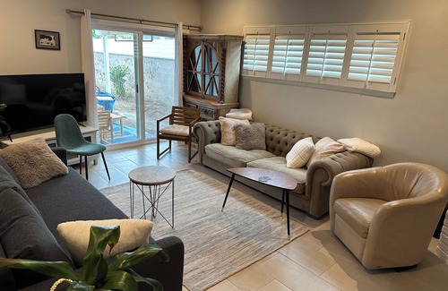 Ventura Casa | Midtown Ventura remodeled beach house!