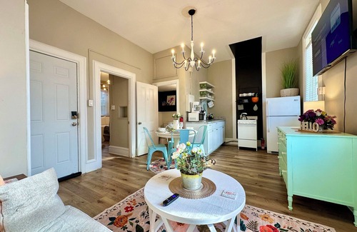 Harrisburg - Hershey Apartamento | Midtown Whimsical Apartment 1 Block To River- Walk To Restaurants!
