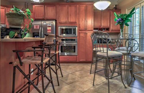 Sunbury Casa | Midway House by Sunbury Channel - Walk to Marina!
