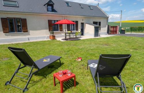 Gouy-les-Groseillers Casa | Miel et groseilles