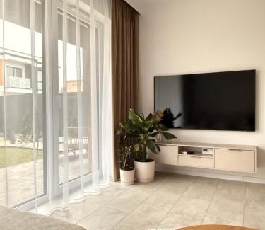 Tajecina Apartamento | Mieszkanie z ogródkiem Rzeszów