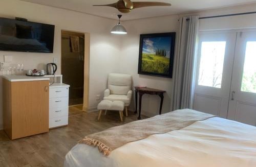 Hartbeespoort Casa | Migdash Guesthouse