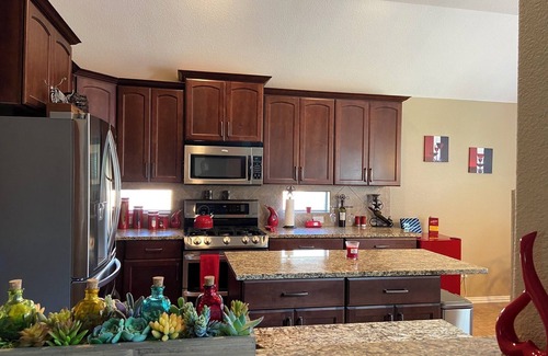 Pflugerville Casa | Mighty Pfine in Pflugerville
