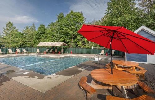 Killington Apartamento | MightyMoose- Pool, Hot tub, Sauna, Gym, Near Resort