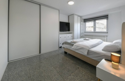 Cluj-Napoca Apartamento | Mihali Apartment