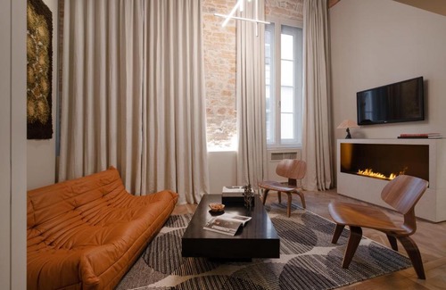 Terreaux - Bat d'argent Hotel | MiHotel Serlin