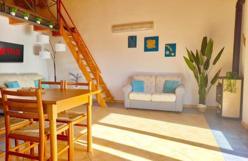 Sos Alinos Casa | Mikè House- Appartamento con balcone a Sos Alinos