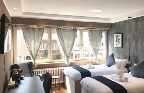 Friedrichstadt Casa | Mike's Four