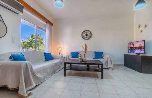 Petaloudes Casa | Mike's House in Kremasti near the Beach Rhodes