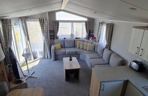 Rhyl Cabina | Mikey 3 bed balcony Rhyl