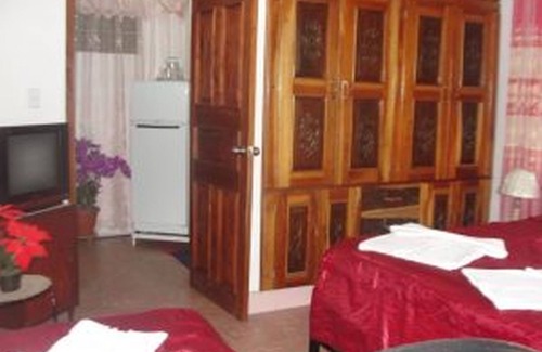 Cienfuegos Casa | Miladys Rose
