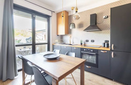 Precotto Apartamento | Milan Apartment Infinite Dreams: 1 min subway MM1