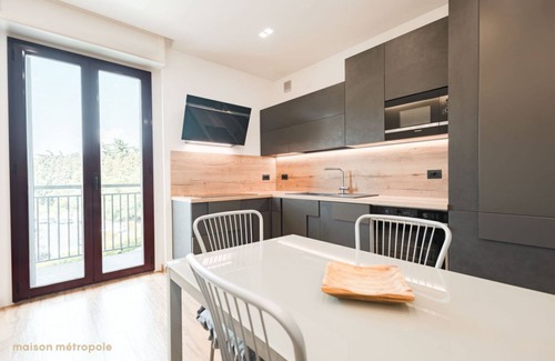 Gallaratese Apartamento | Milan Bonola Apartment, free parking