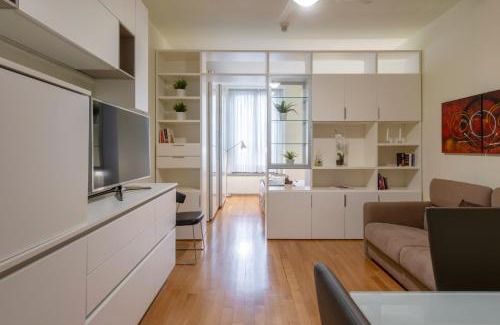 Scala Apartamento | Milan Duomo Suites