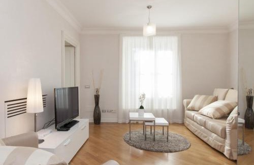 Scala Apartamento | Milan Royal Suites - Centro
