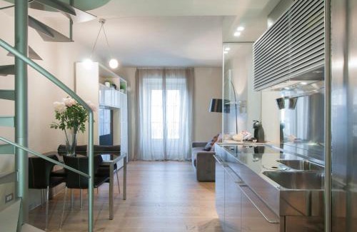 Scala Apartamento | Milan Royal Suites - Centro