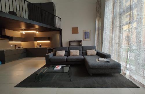 Bicocca Apartamento | Milan Space Loft - Apartment close to M5 subway - Free Parking - Sky & Netflix TV