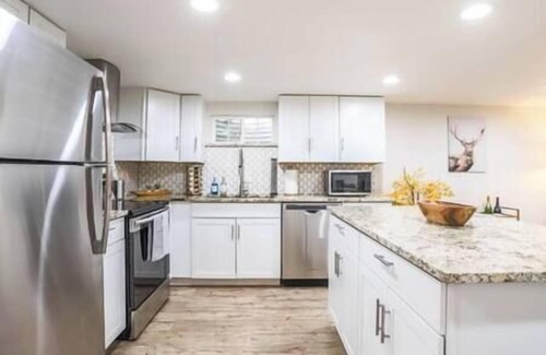 Welby Casa | Mile-High Modern Haus | Hot Tub | Fenced in Yard | Sleeps 16