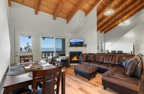 Tahoe Village Casa | Mile High Mountain - Carson Valley Views
