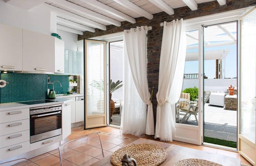 Platis Gialos Condominio | Miles Away Sifnos - Casa frente al mar