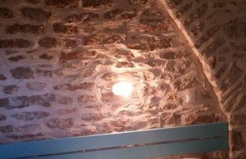 Pedi Apartamento | Casa Milias justo en el mar (piso de abajo)