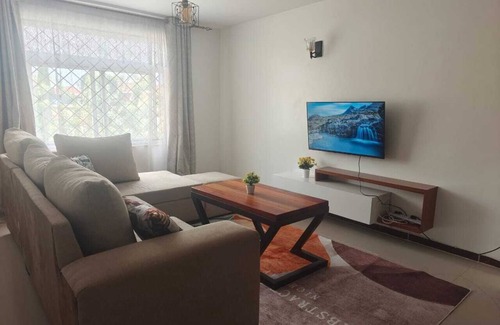 Hospital Apartamento | Milimani Apartments N12