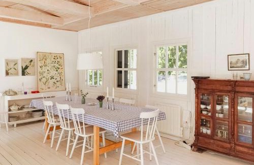 Farosund Casa | Military Residence By The Sea In Northern Gotland