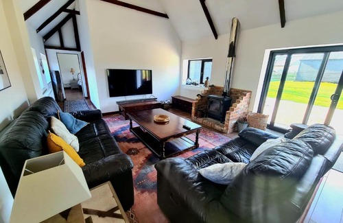 Ashford Casa | Milk Barn - Rustic farm stay