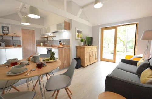 Halesworth Casa | Milk Parlour