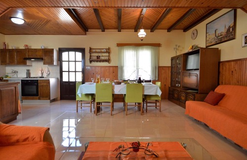 Foli Casa | Milka 1 by Interhome