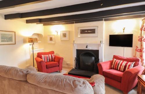 Fishguard Casa | Milkwood Cottage