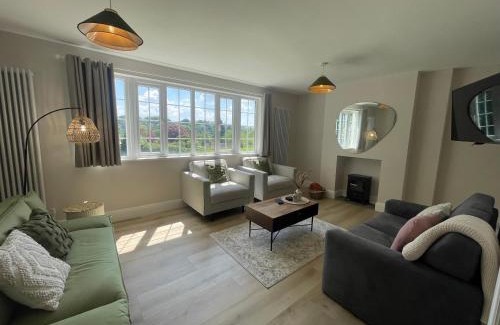 Waterlooville Casa | Mill Down Cottage Vineyard Retreat