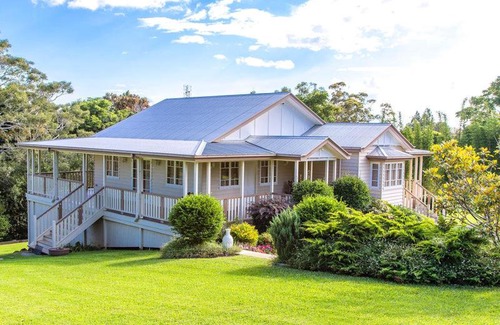Montville Casa | Mill Hill Cottage