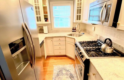 Williamsville Casa | Mill House 3 bedroom in Williamsville/Buffalo