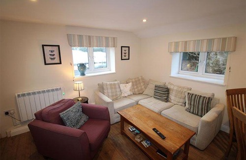 Wing Casa | Mill House Cottage, Fishing Park, Brampton, Nr Carlisle