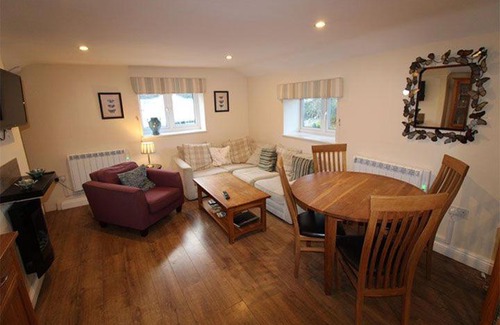 Wing Casa | Mill House Cottage, Fishing Park, Brampton, Nr Carlisle