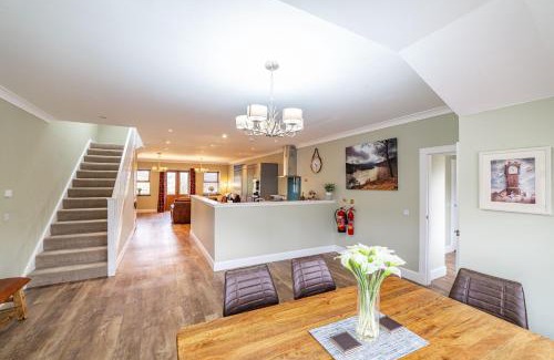 Blairgowrie Casa | Mill House with Hot Tub
