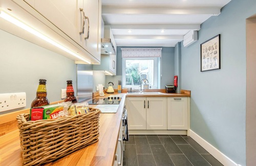 Saint Clears Cabaña | Mill Keeper's Cottage
