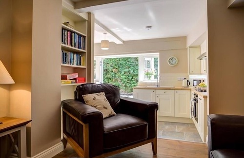 Burford Cabaña | Mill Race, BURFORD