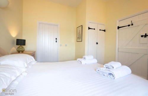 Cirencester Casa | Mill Village 66, Damsel Cottage - P