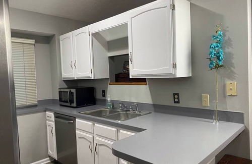Millard Casa | Millard West Omaha 4 bed, 3 bath