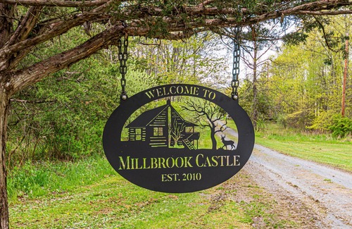 New Paltz Otro | Millbrook Castle... Where fairytales come true.