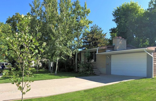 Millcreek Condominio | Millcreek 7 Bedroom Home by RedAwning