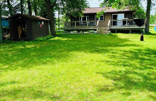 Vineland Cabina | Lakefront Cabin: Beach, Sauna & Casino